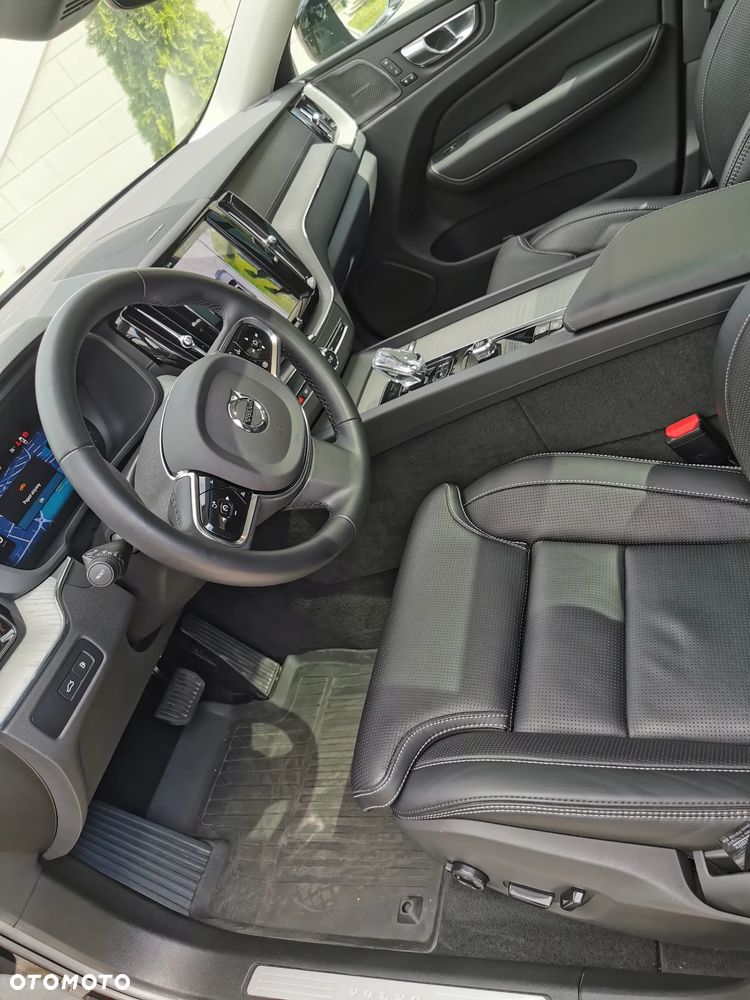 Volvo XC 60 T8 AWD Ultra Black Edition - 9