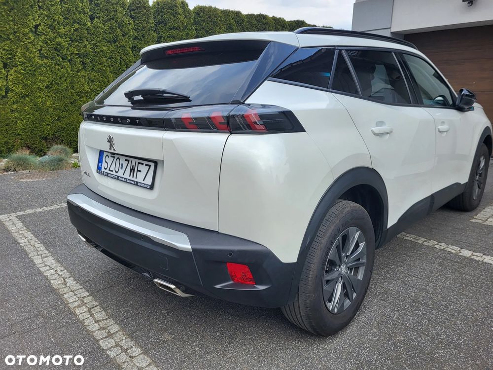 Peugeot 2008 PureTech 130 EAT8 Allure - 5