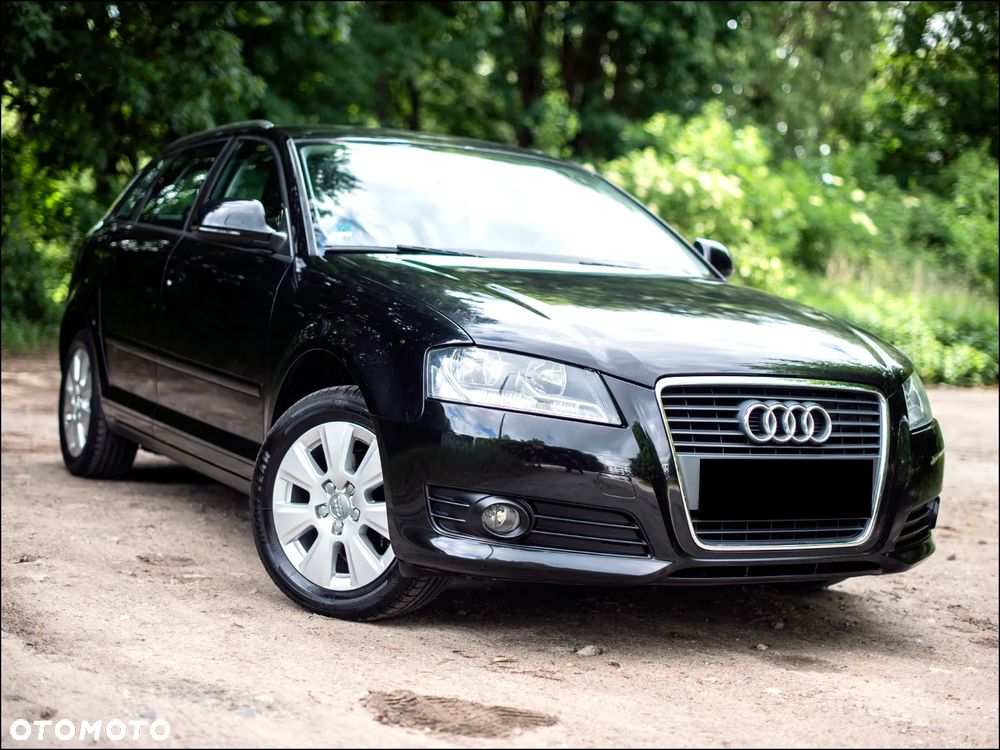 Audi A3 Sportback - 1
