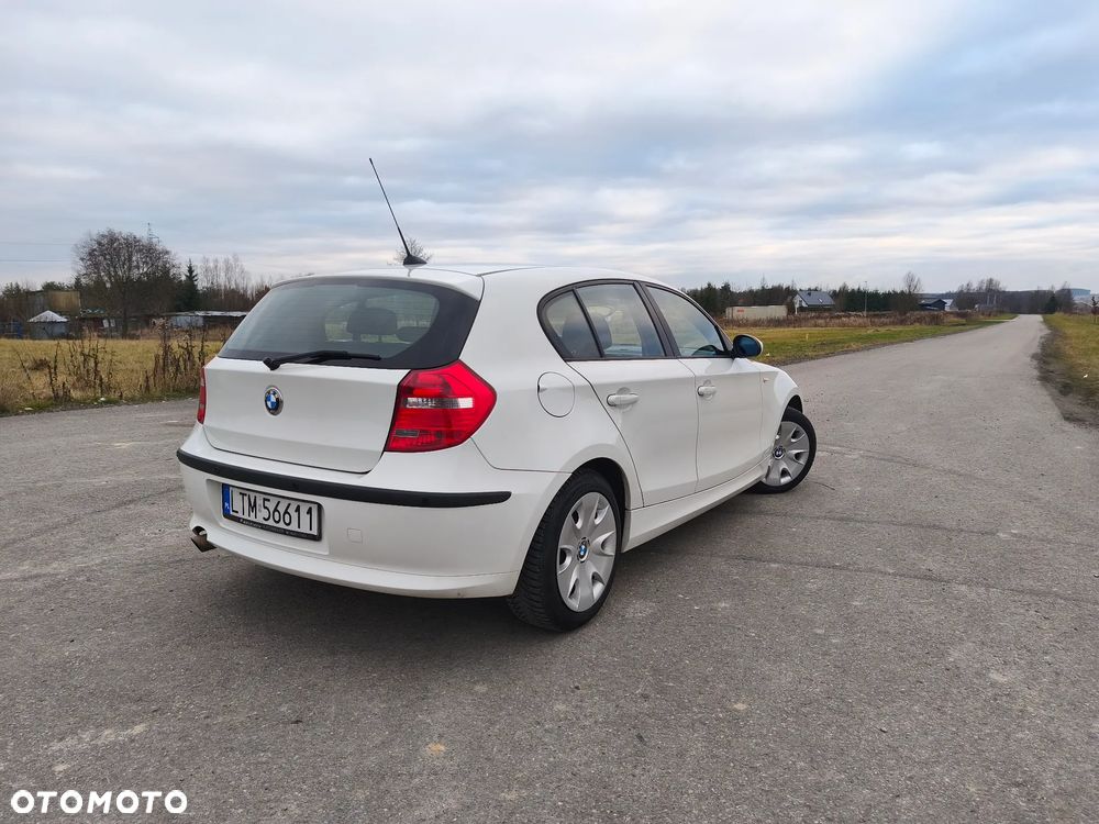 BMW Seria 1 118d - 8