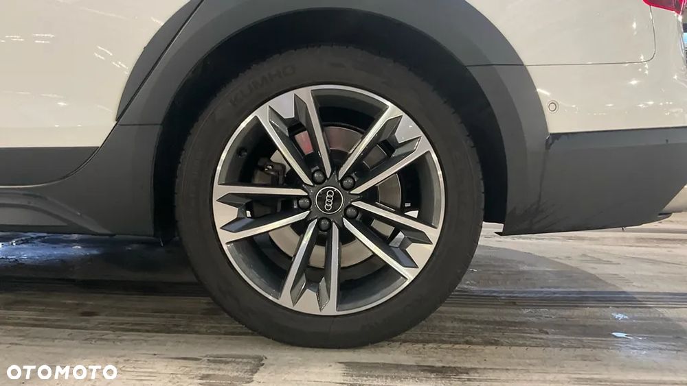 Audi A4 Allroad - 22