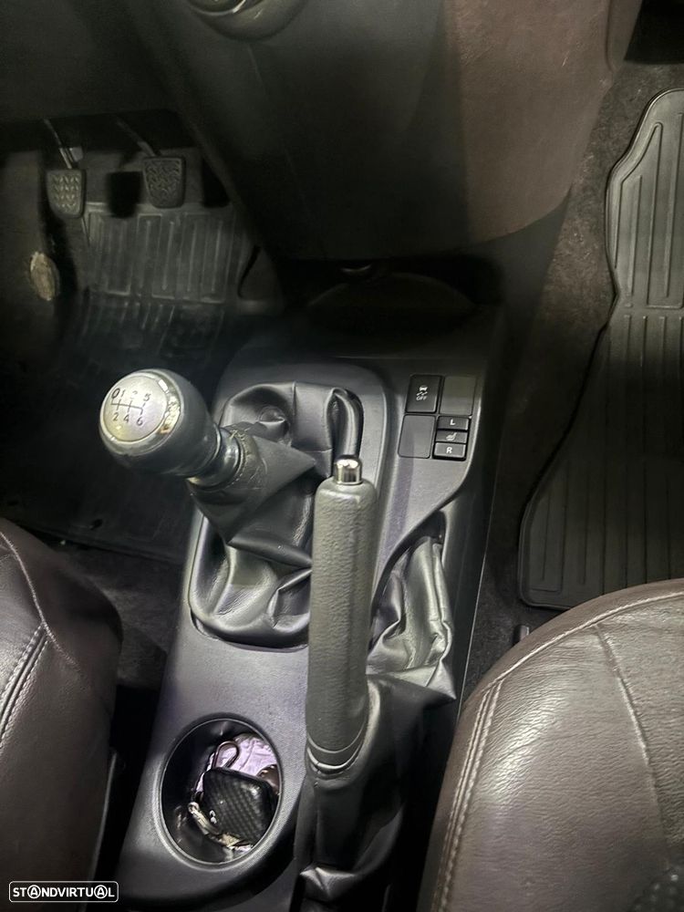 Toyota iQ 1.4 D-4D - 6