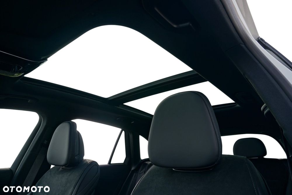 Mercedes-Benz GLC - 11