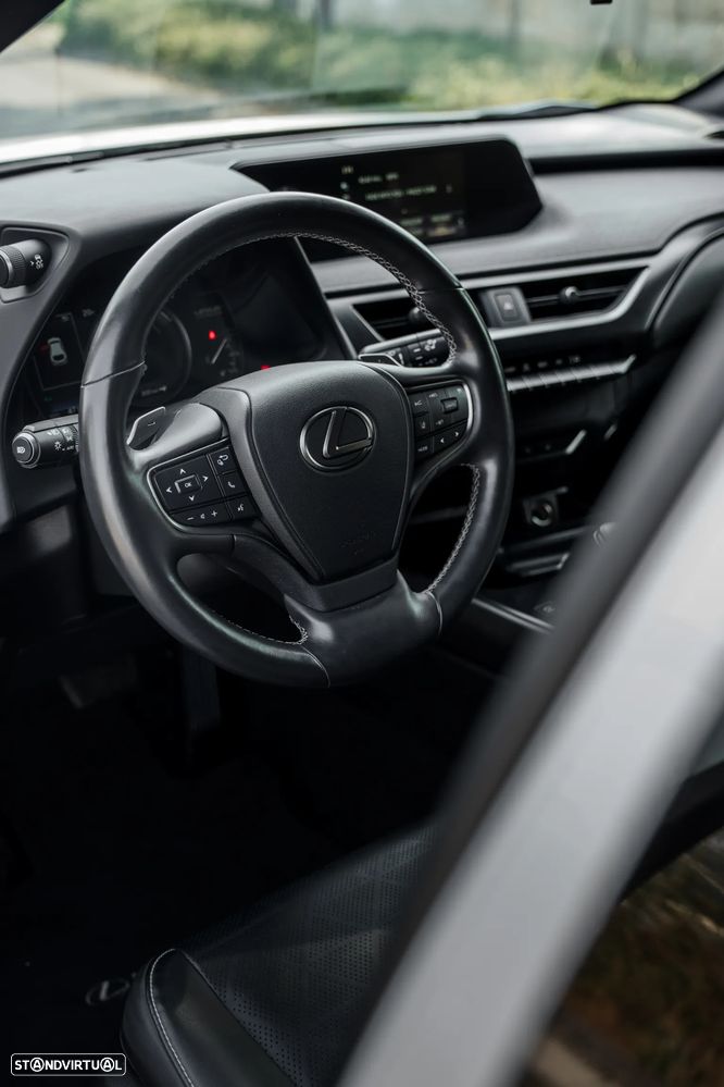 Lexus UX 300e Luxury - 30