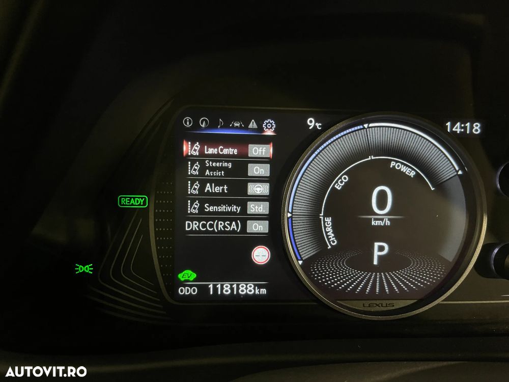 Lexus UX 250h Business Edition - 24
