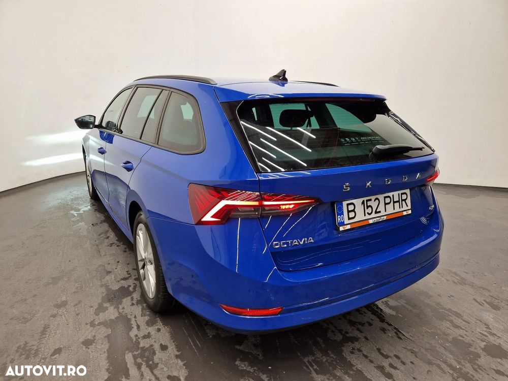 Skoda Octavia Combi 2.0 TSI DSG 4x4 Style - 2