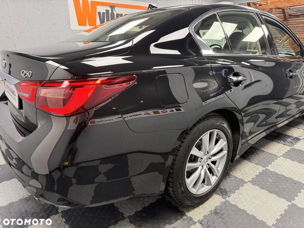Infiniti Q50 - 23