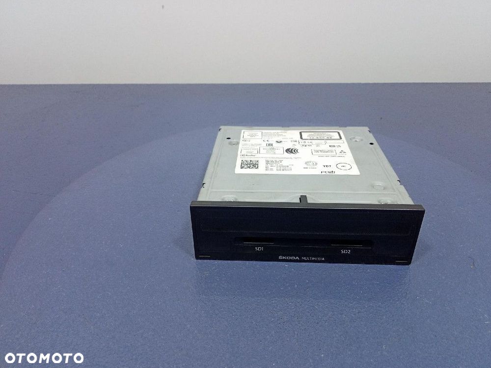 SUPERB III CZYTNIK KART MULTIMEDIA 5Q0035864B - 1