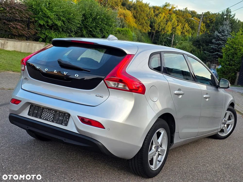 Volvo V40 D2 Momentum - 12