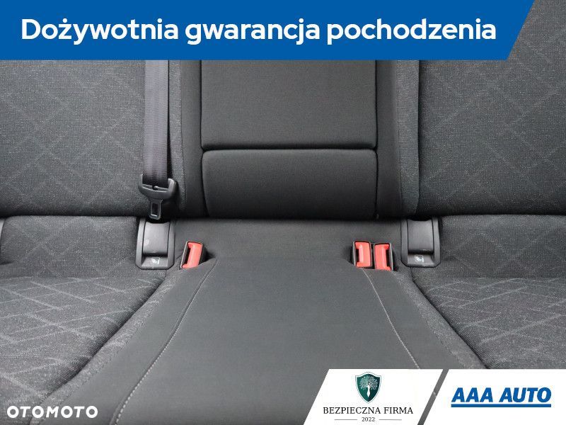 Volkswagen Golf - 11