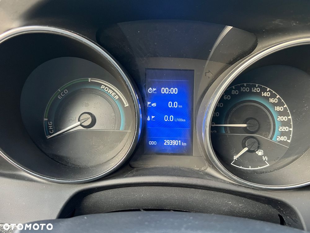 Toyota Auris Hybrid 135 Active - 12