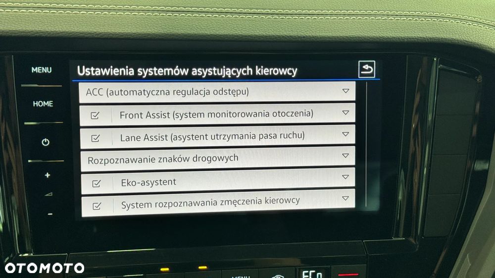 Volkswagen Touareg 3.0 V6 TDI 4Motion - 25