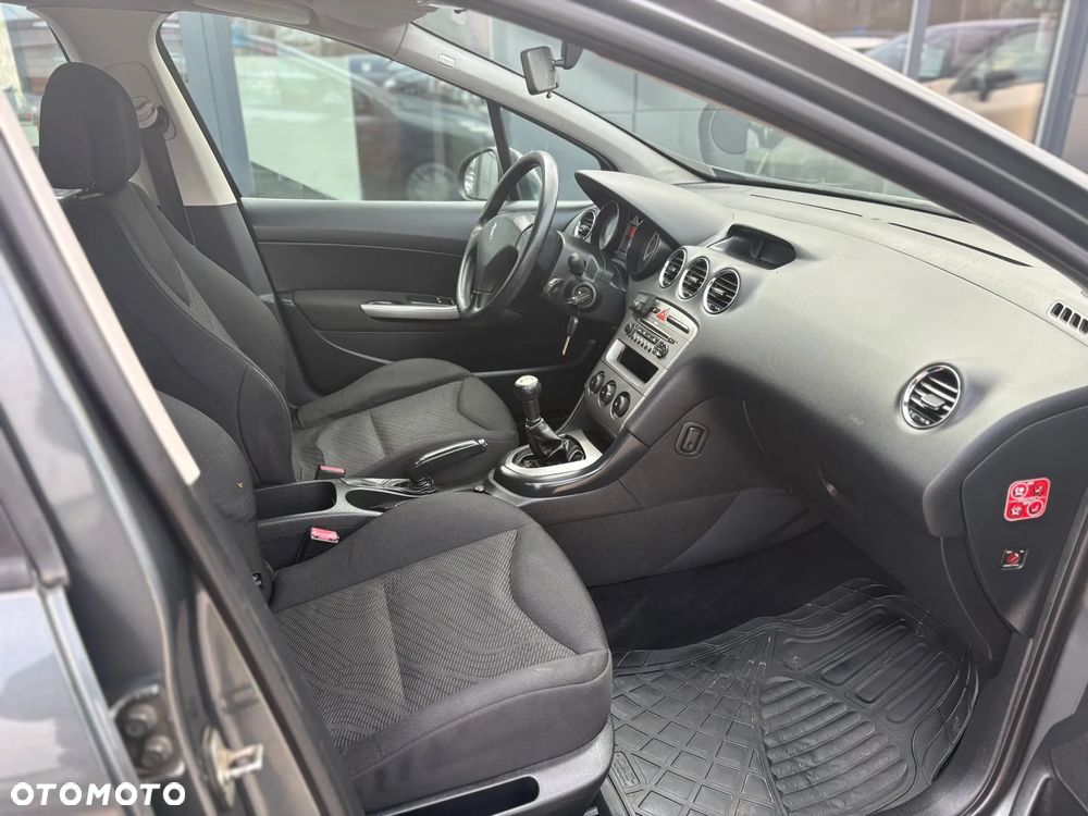 Peugeot 308 1.6 HDi Premium - 9