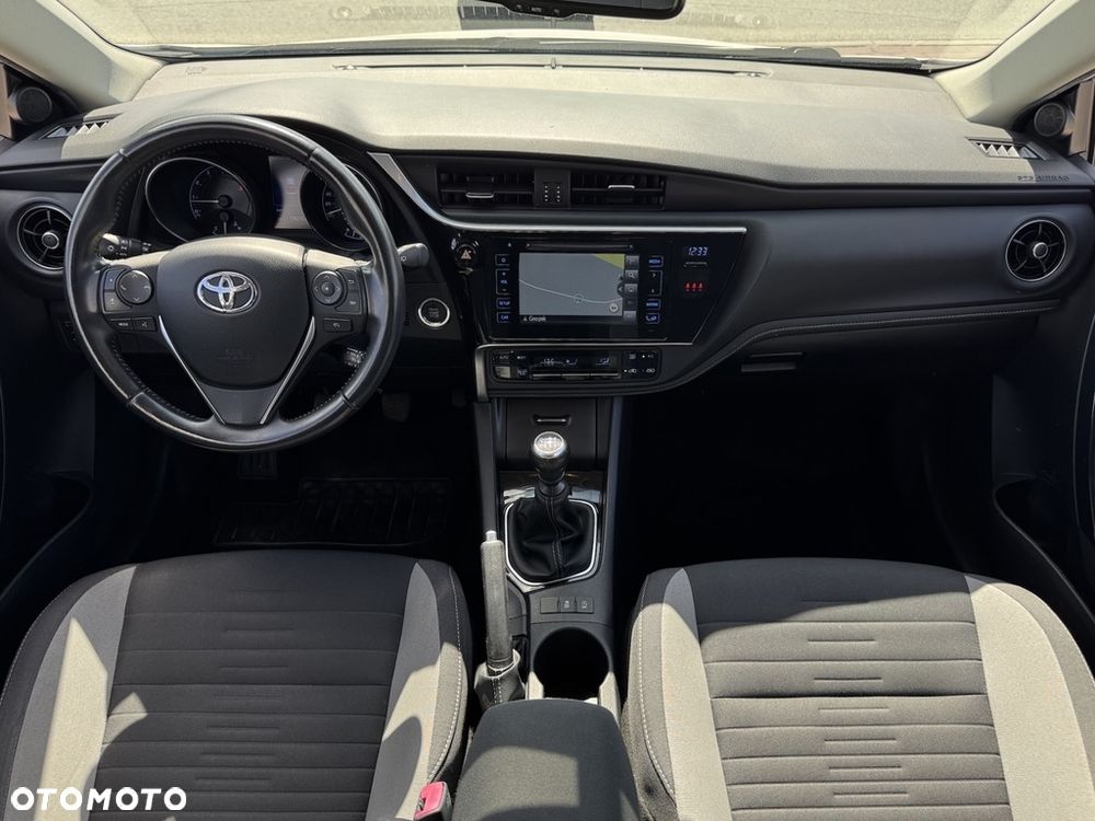Toyota Auris 1.2 T Dynamic - 6