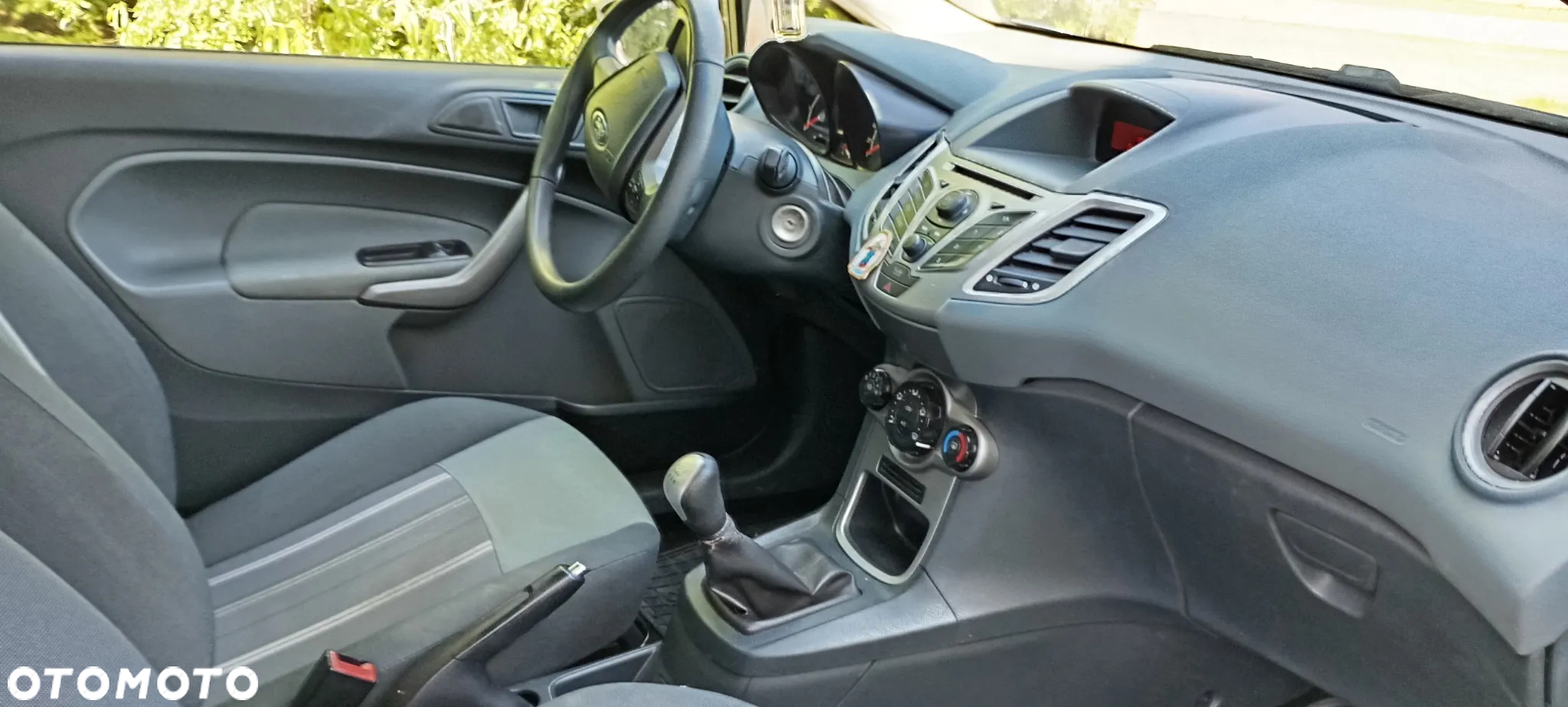 Ford Fiesta 1.25 Ambiente - 8