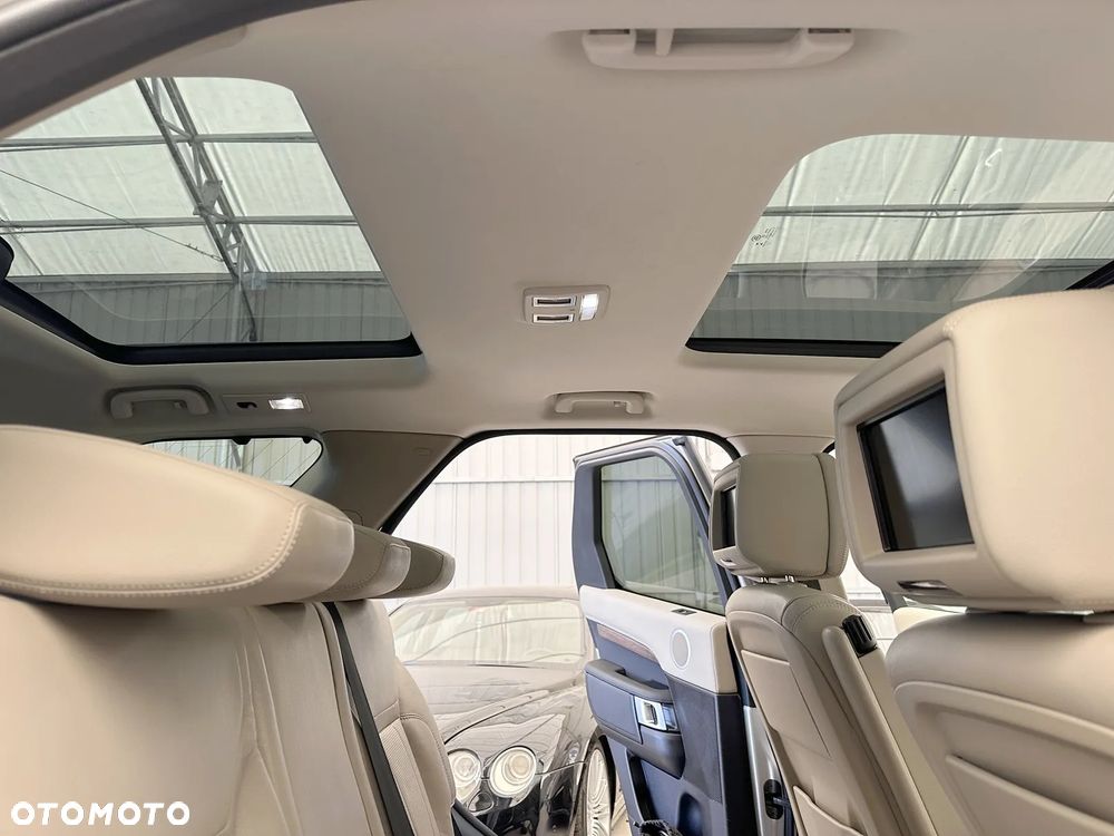 Land Rover Discovery V 3.0 TD6 HSE Luxury - 11