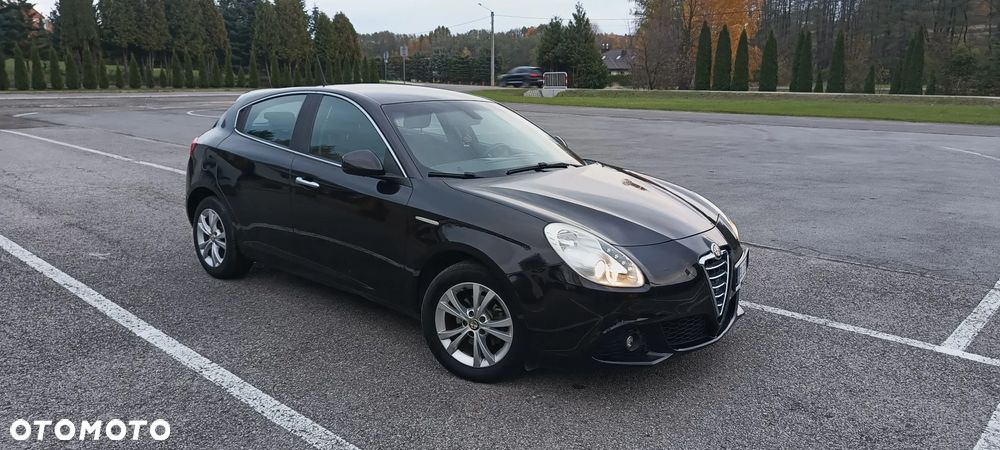 Alfa Romeo Giulietta ver-1-6-jtdm - 14