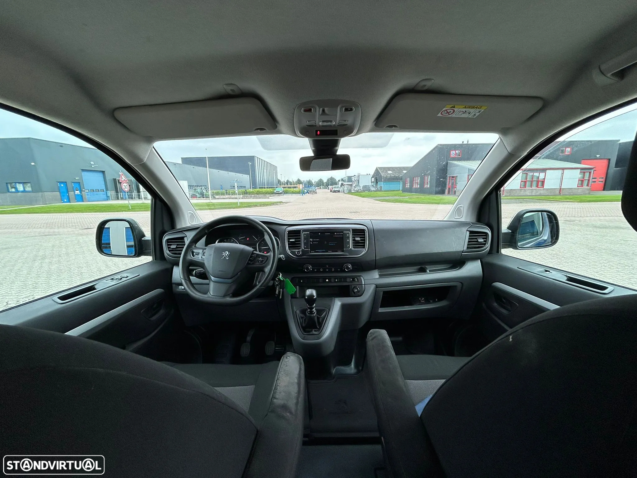 Peugeot Expert 2.0 Hdi 122 Cv Longa 5 Lugares - 24