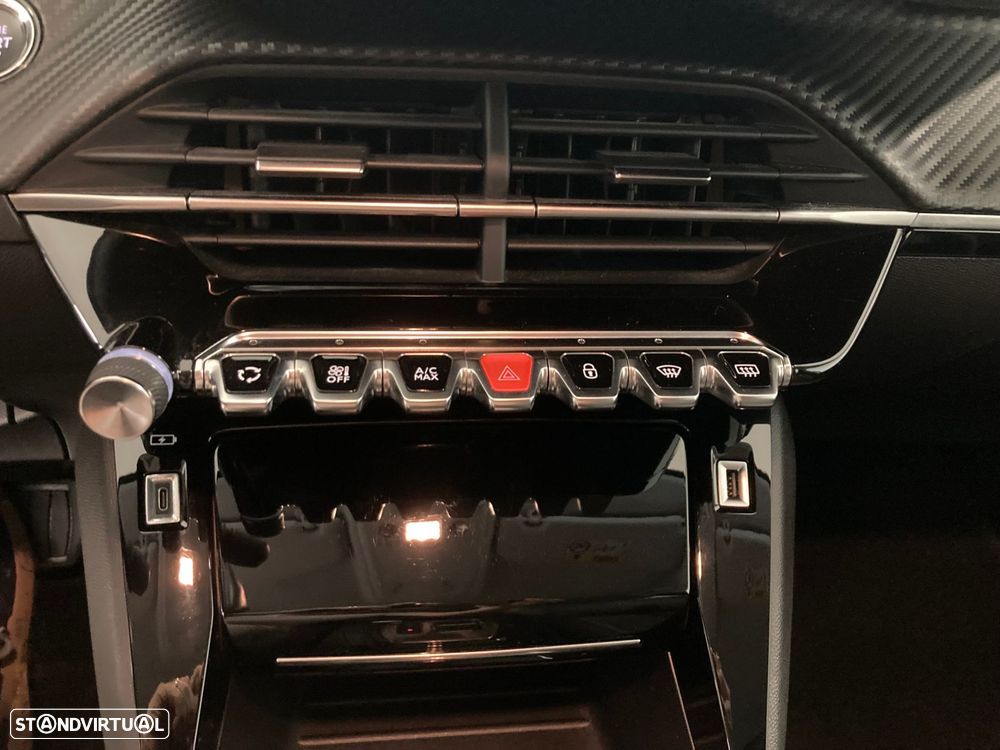 Peugeot 208 1.2 PureTech Allure EAT8 - 46