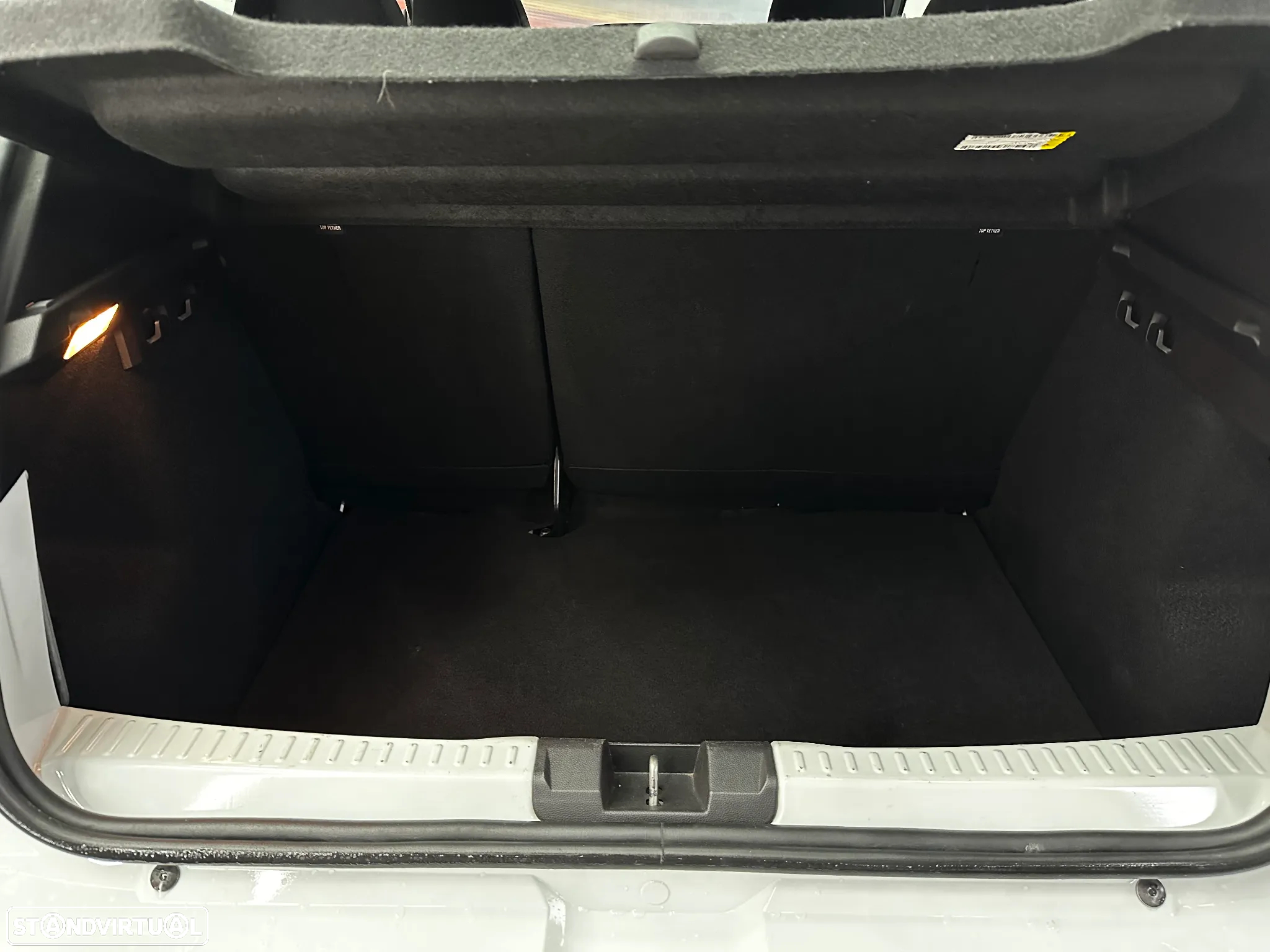Dacia Sandero 1.0 SCe Essential - 8