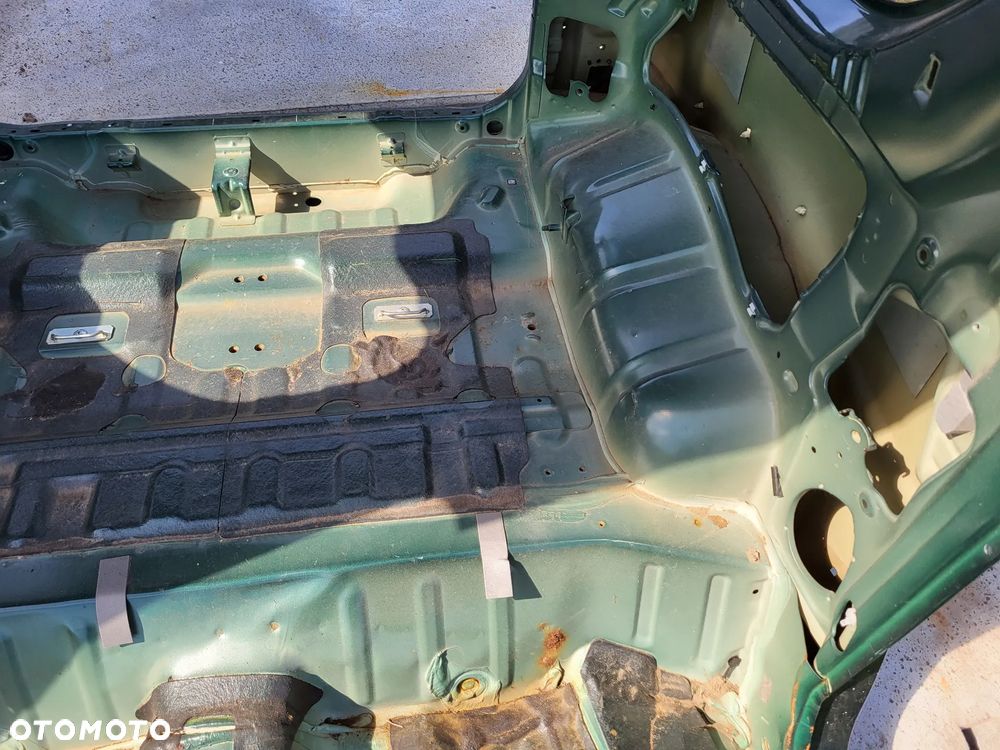 Suzuki Jimny Podłoga Bagażnika Błotnik Pas Tylny - 21