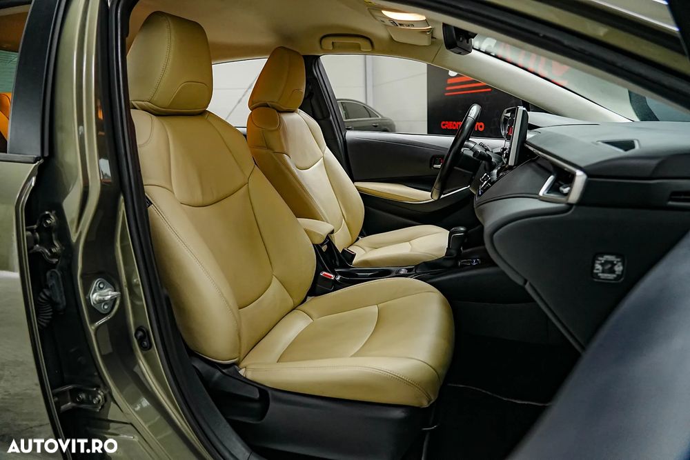 Toyota Corolla 1.8 HSD TS Exclusive - 7