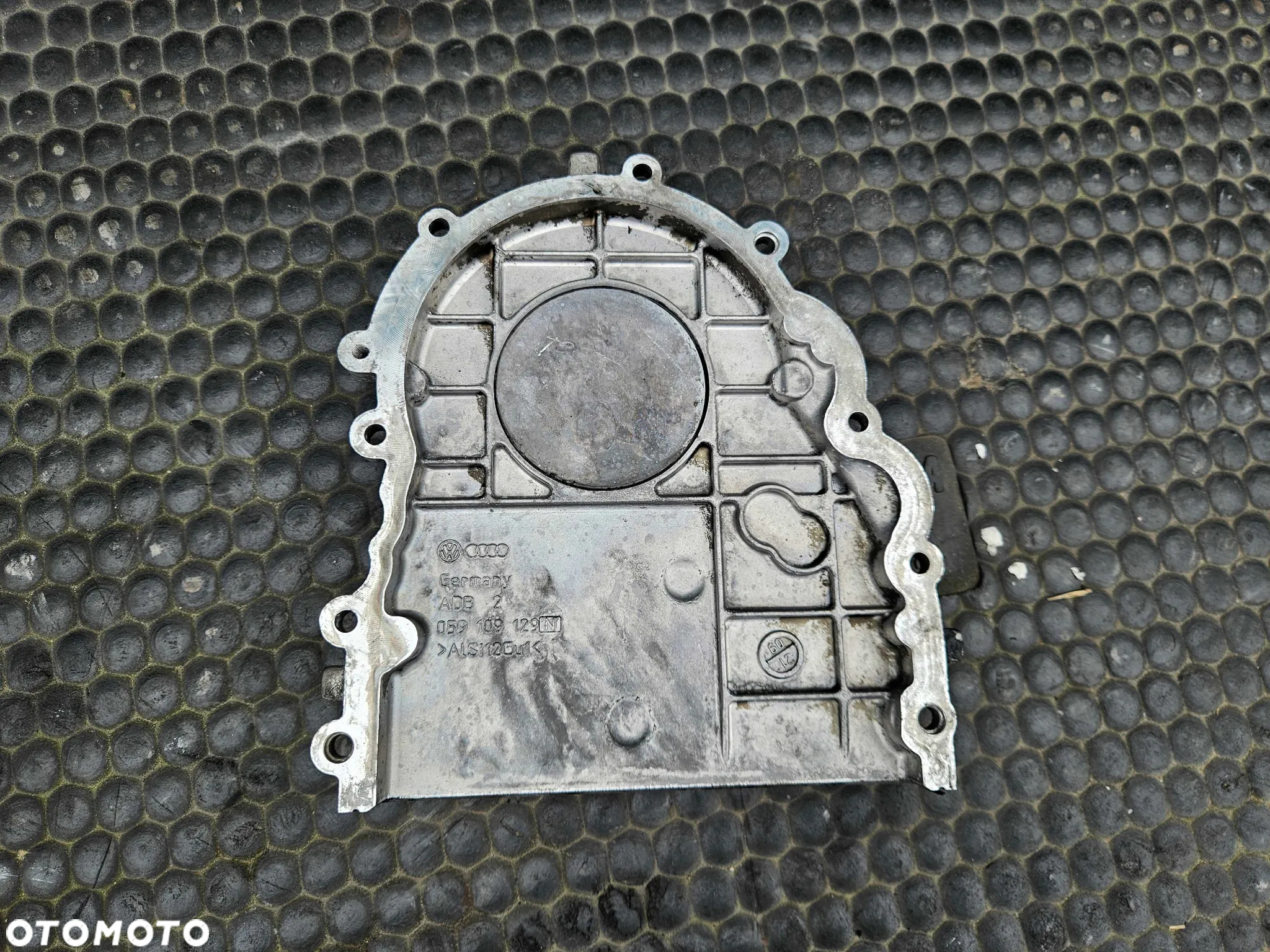 Obudowa Osłona Pokrywa Rozrzadu Silnika Dekiel Walu Kołnierz 2.7 3.0 V6 TDI Audi A4 B8 A5 Q5 - 21