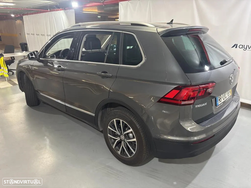 VW Tiguan 1.6 TDI Confortline - 2