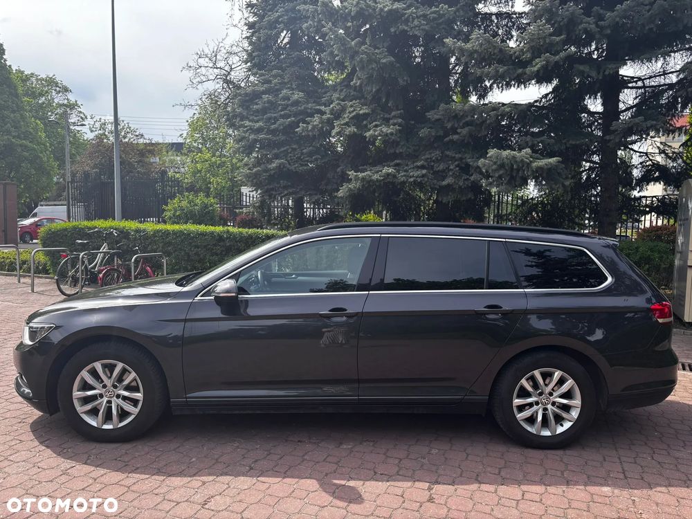 Volkswagen Passat - 5