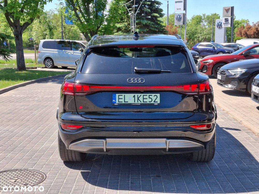 Audi Q6 e-tron - 6
