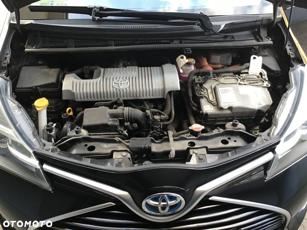 Toyota Yaris Hybrid 100 Premium EU6 - 10