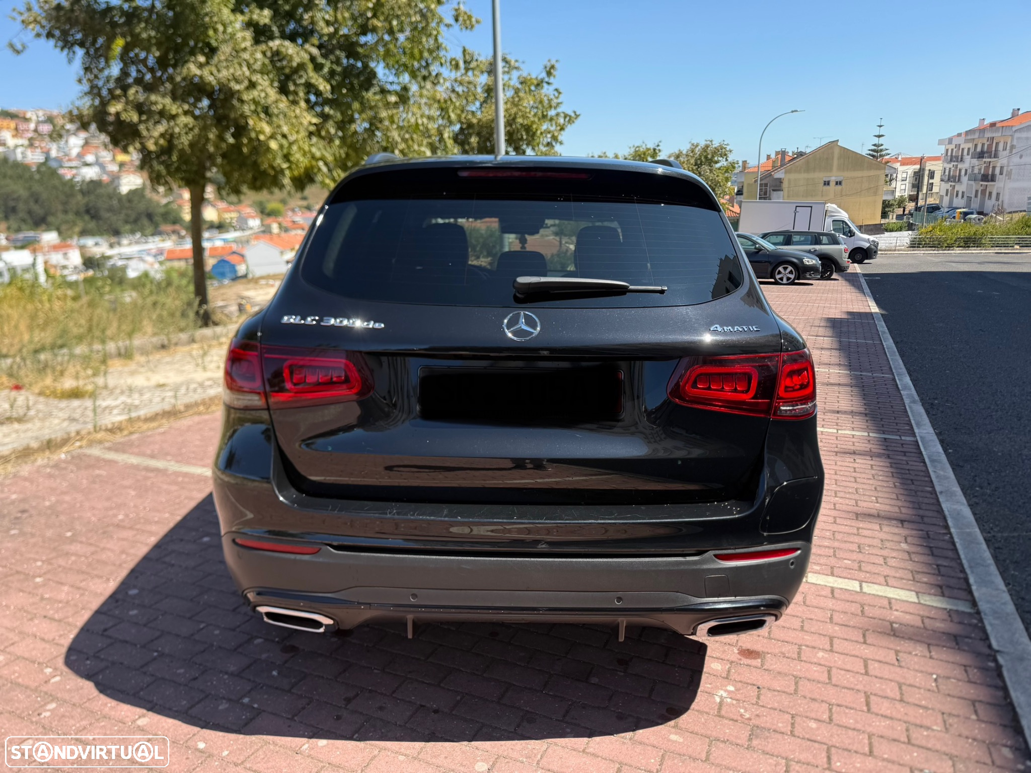 Mercedes-Benz GLC 300 de 4Matic 9G-TRONIC AMG Line Plus - 9