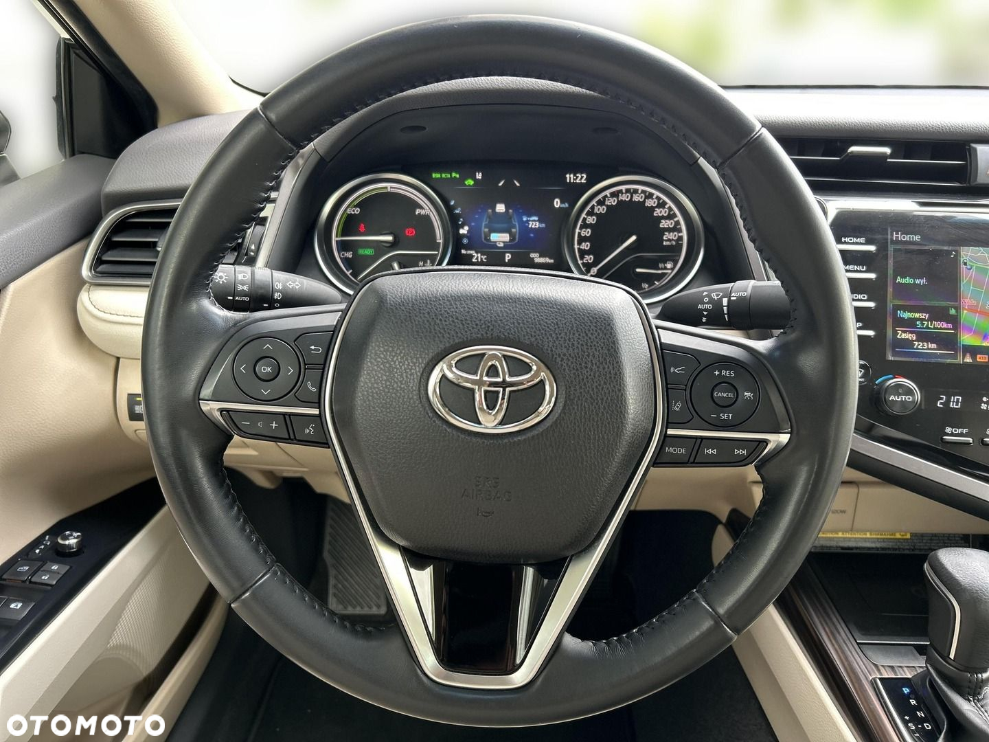 Toyota Camry 2.5 Hybrid Executive CVT - 13
