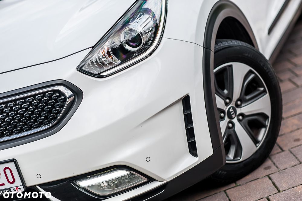 Kia Niro 1.6 GDI Hybrid L - 8