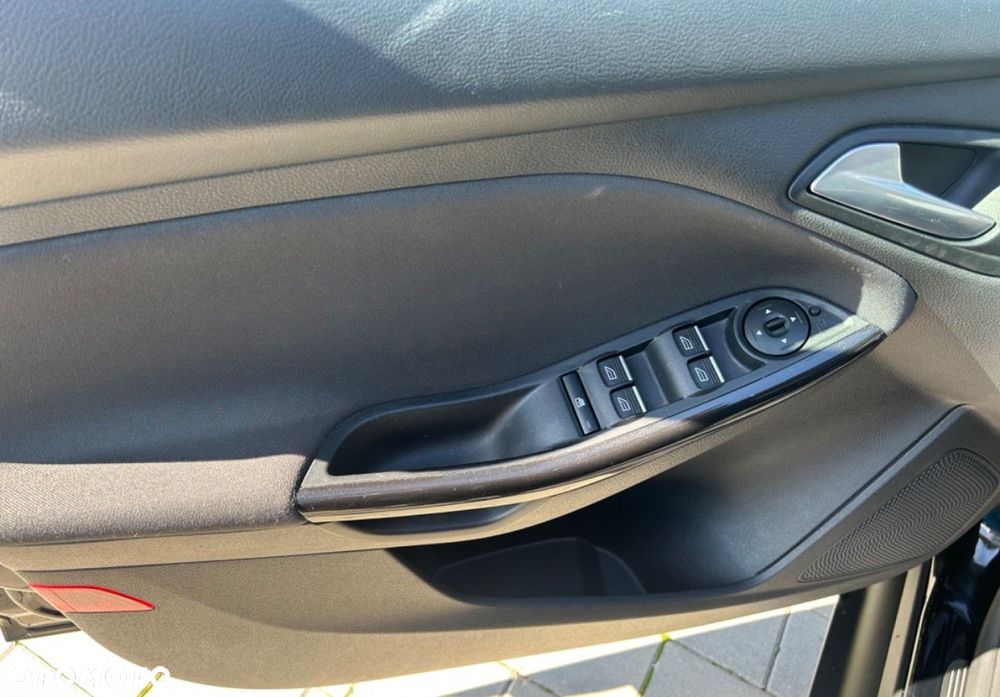 Ford Focus - 15