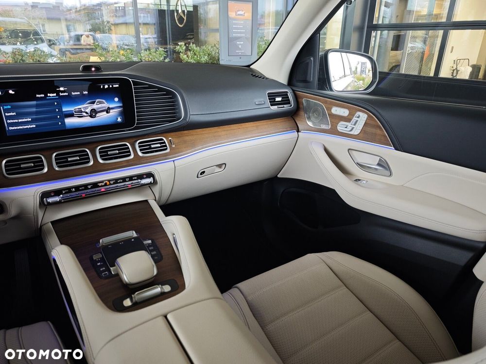 Mercedes-Benz GLE - 19