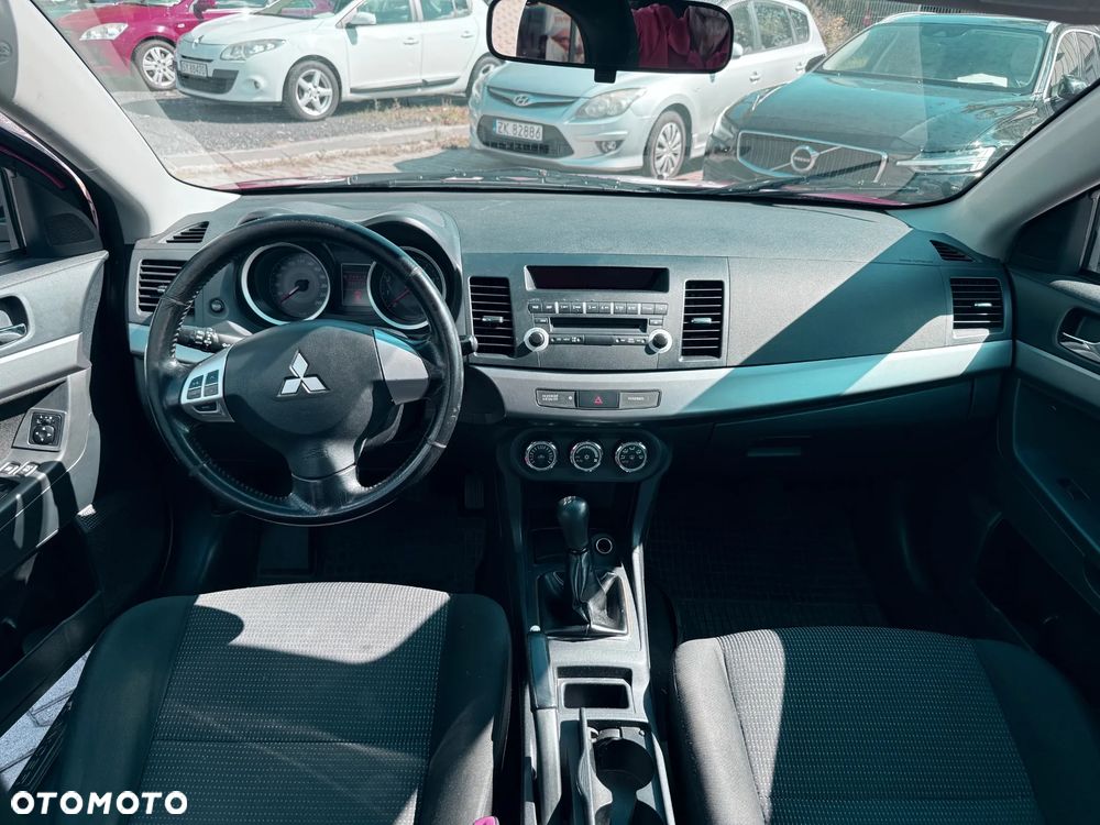Mitsubishi Lancer 1.5 - 16