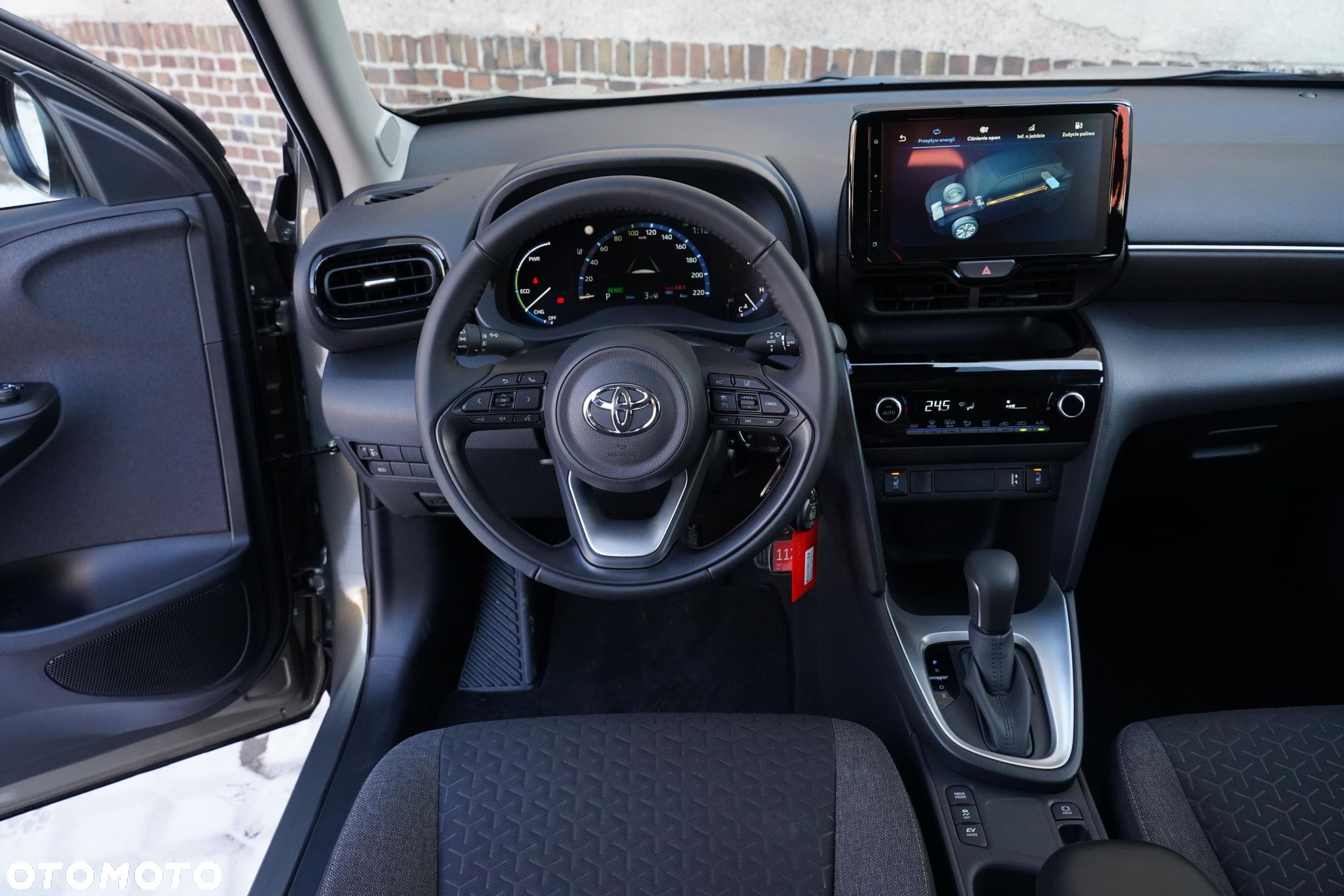 Toyota Yaris Cross Hybrid 1.5 Comfort - 12