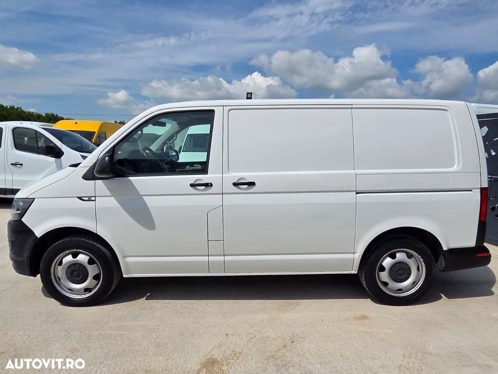 Volkswagen Transporter Business Line 204CP - 9