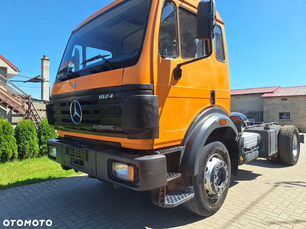 Mercedes-Benz SK 1824 - 1