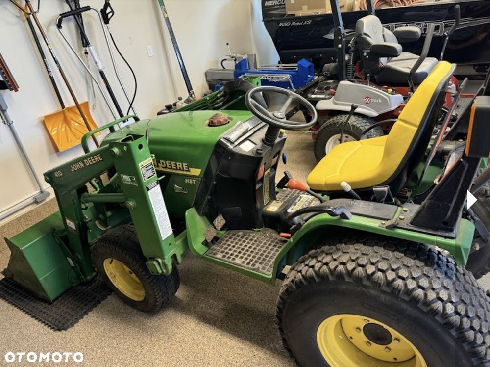 John Deere 4100 - 1