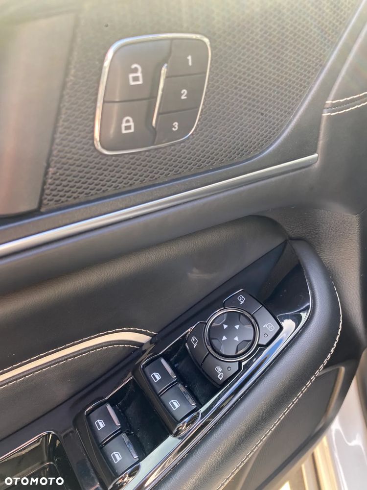 Ford S-Max 2.0 EcoBlue Vignale - 17