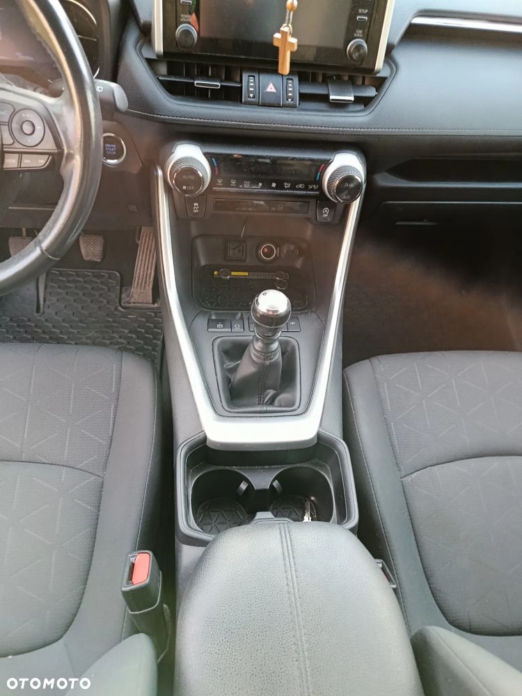 Toyota RAV4 2.0 Comfort 4x2 - 21