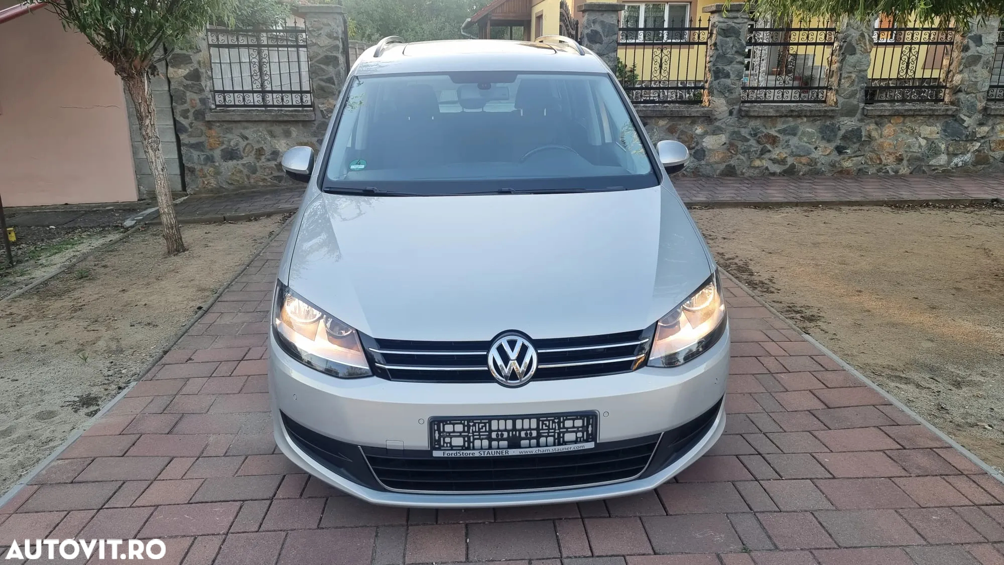 Volkswagen Sharan - 12