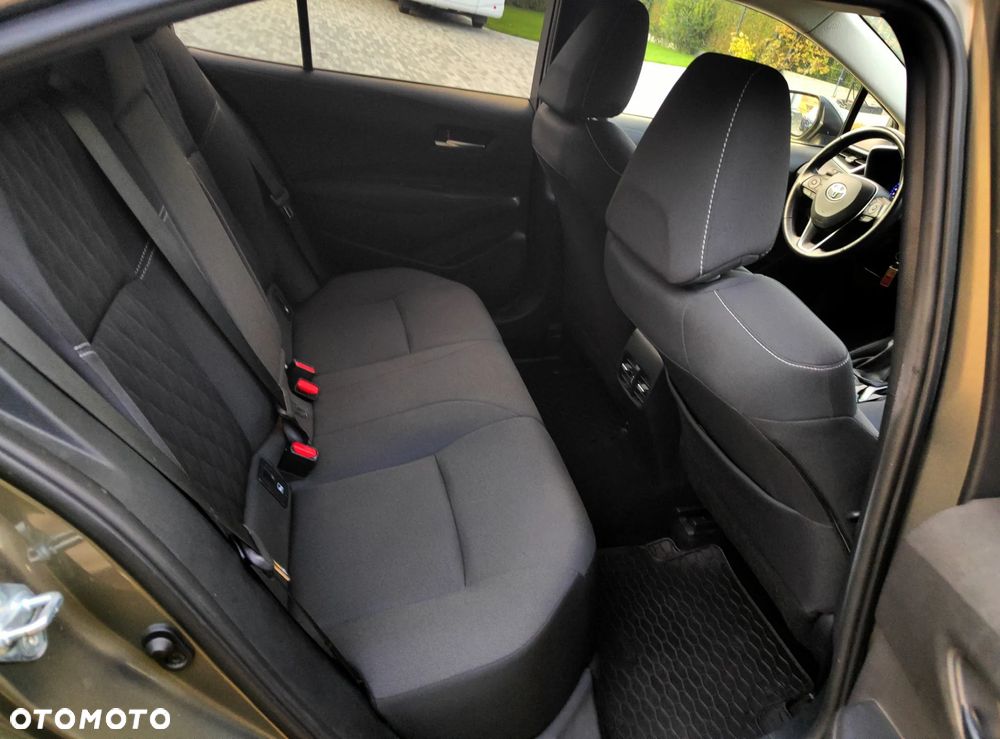 Toyota Corolla - 13