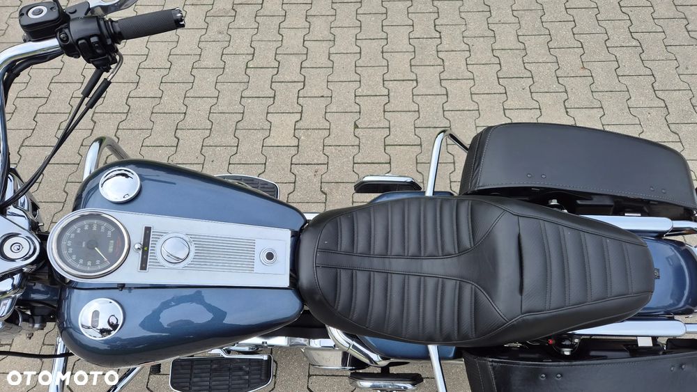 Harley-Davidson Touring Road King - 13