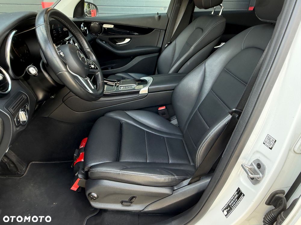 Mercedes-Benz GLC 200 d 4-Matic Business Edition - 27