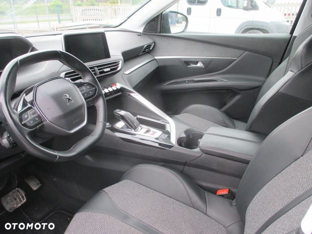Peugeot 3008 - 9
