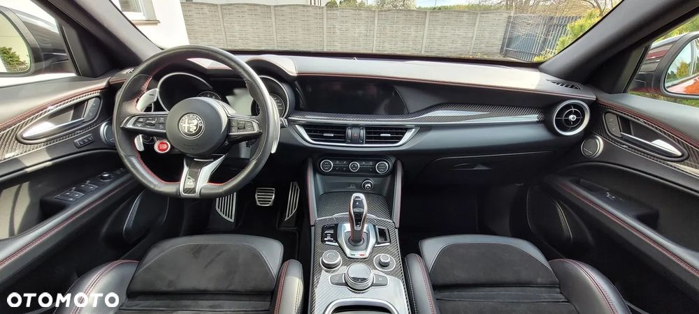 Alfa Romeo Stelvio 2.9 V6 Bi-Turbo Quadrifoglio Q4 - 16