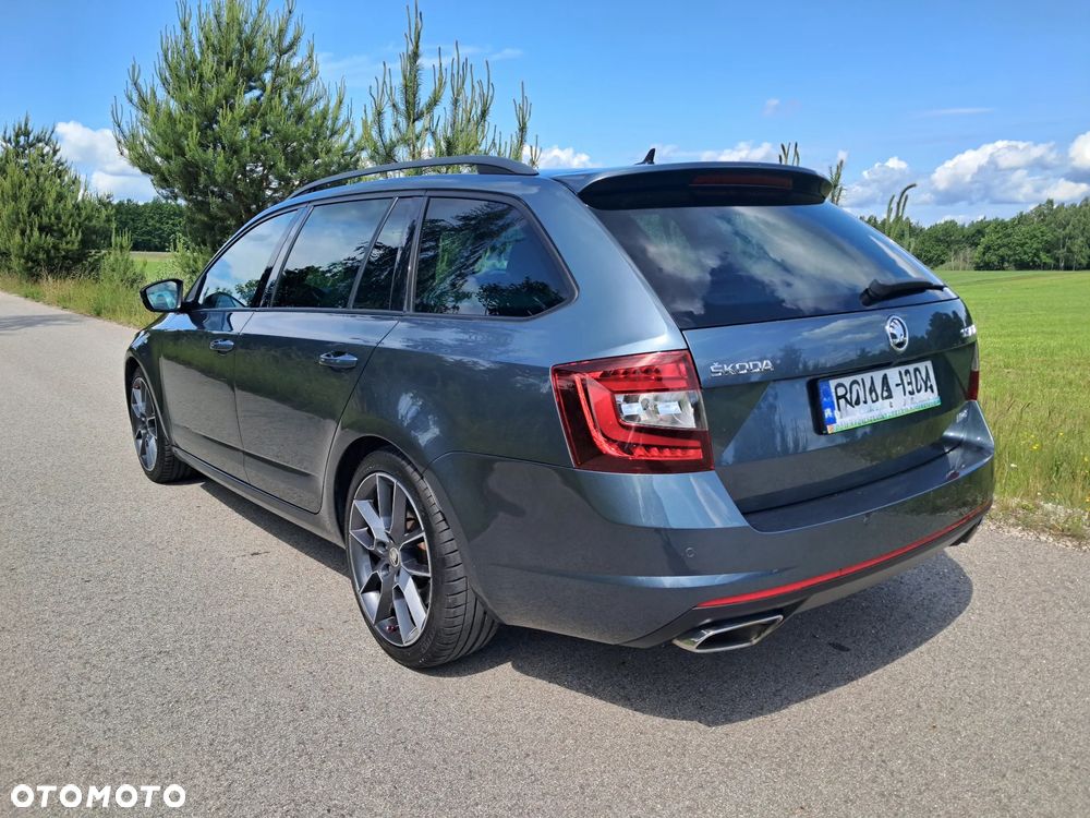 Skoda Octavia 2.0 TSI RS 245 DSG - 2